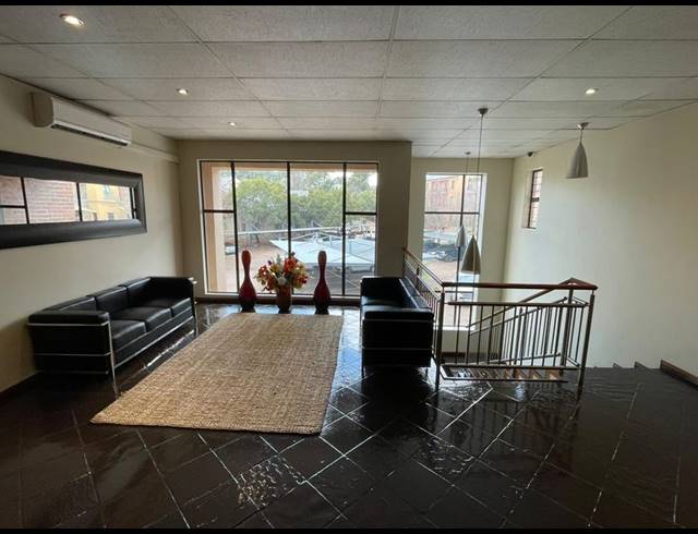 BUSINESS PROPERTY TO RENT IN ELDORAIGNE